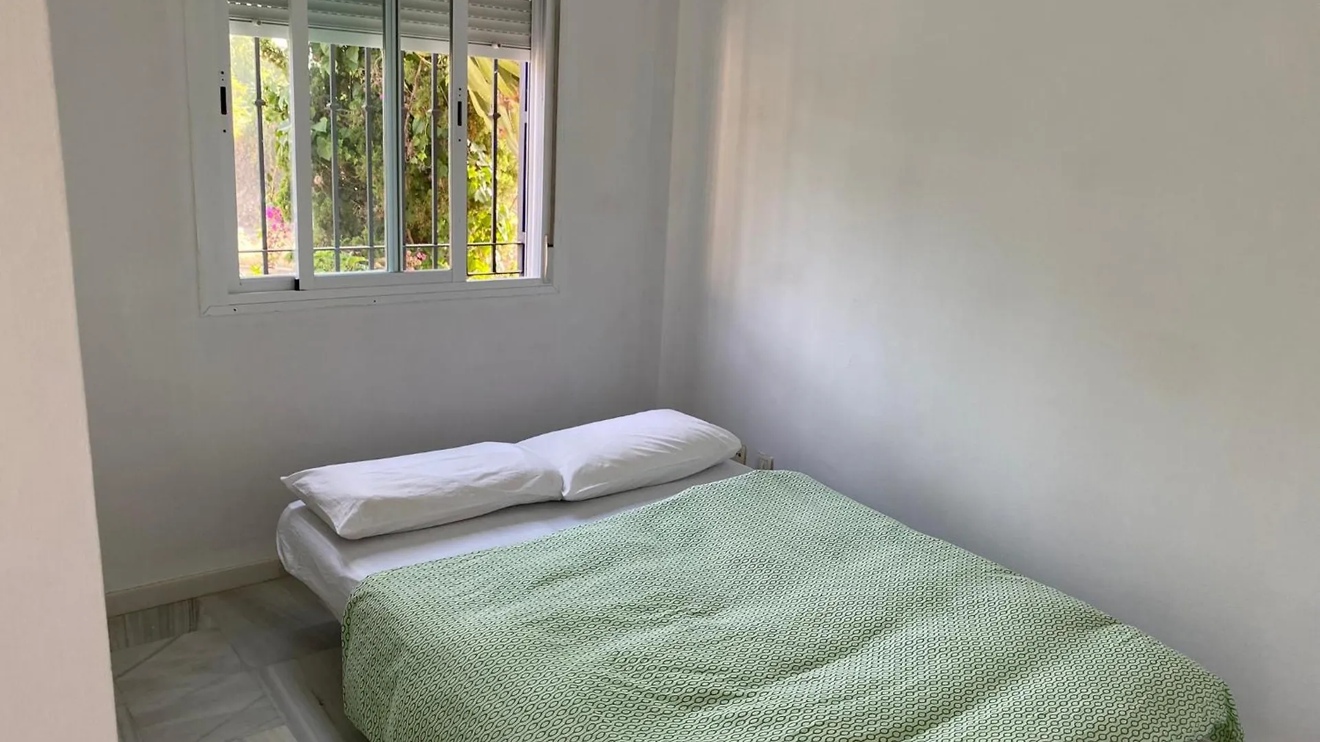 Apartment New Renovated Marbella Mija House - Puerto Banus Quiet And Green Oasis