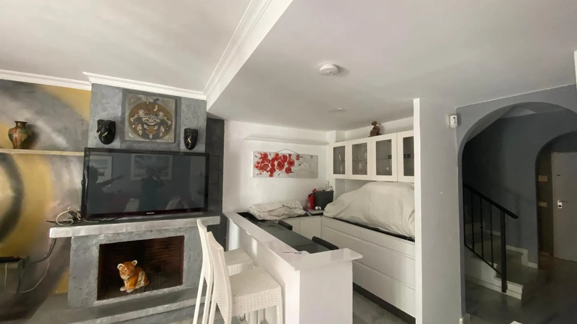 New Renovated Marbella Mija House - Puerto Banus Quiet And Green Oasis