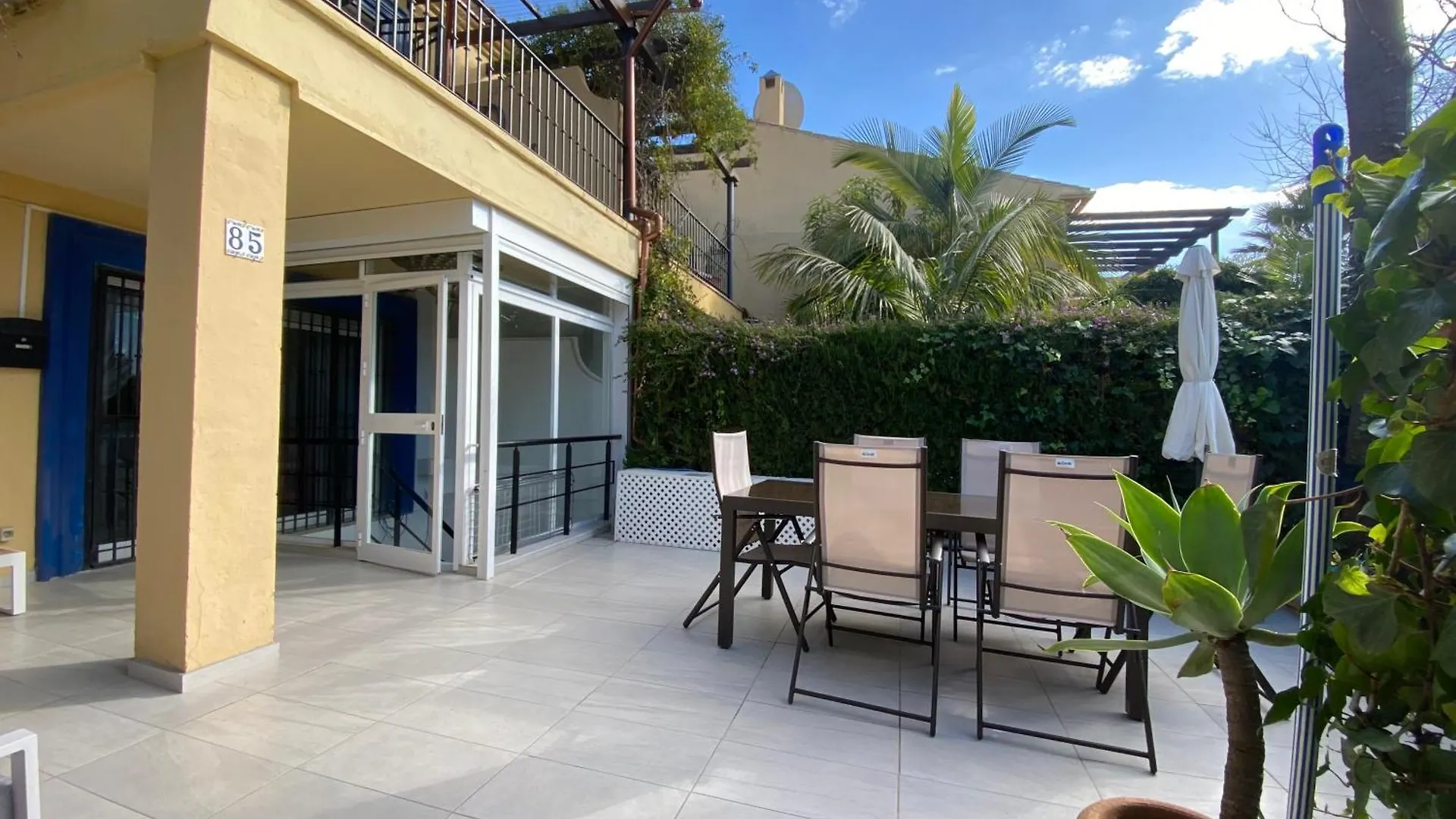 New Renovated Marbella Mija House - Puerto Banus Quiet And Green Oasis Apartment