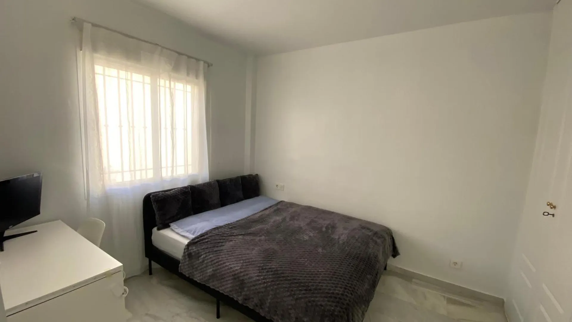 New Renovated Marbella Mija House - Puerto Banus Quiet And Green Oasis 0*,